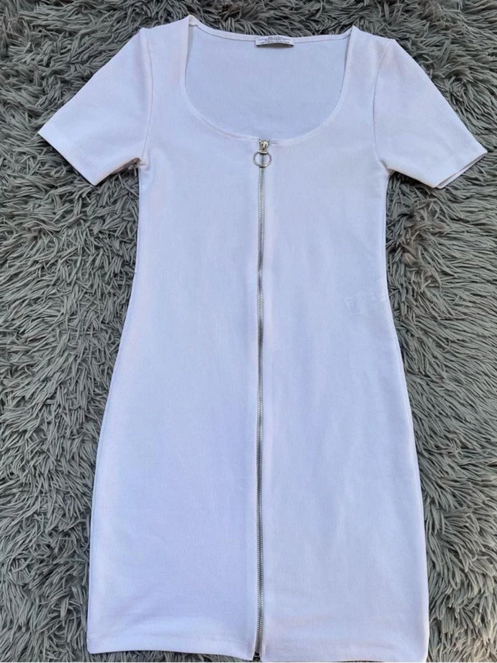 Zara White Zip-Front Scoop Neck Mini Dress - Picture 2 of 8